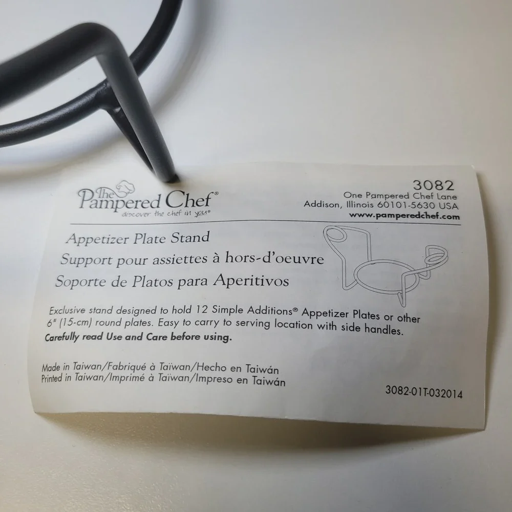 The Pampered Chef Black Metal‎ Appetizer Plate Stand Holder 3082